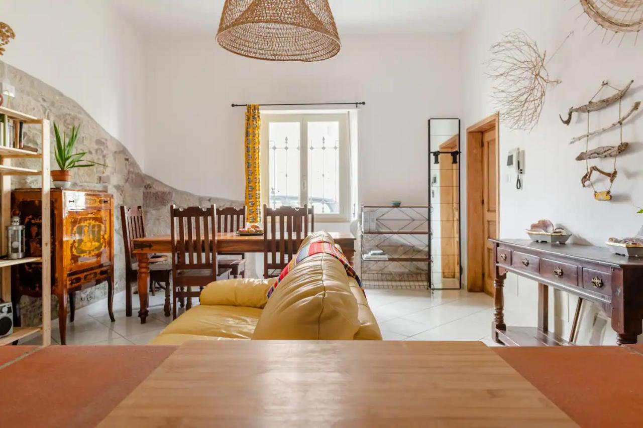 Duas Pedras, Private Apartment In The Heart Of بوسا المظهر الخارجي الصورة